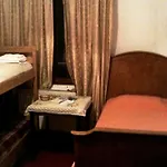 Vila 11 B&B 부쿠레슈티